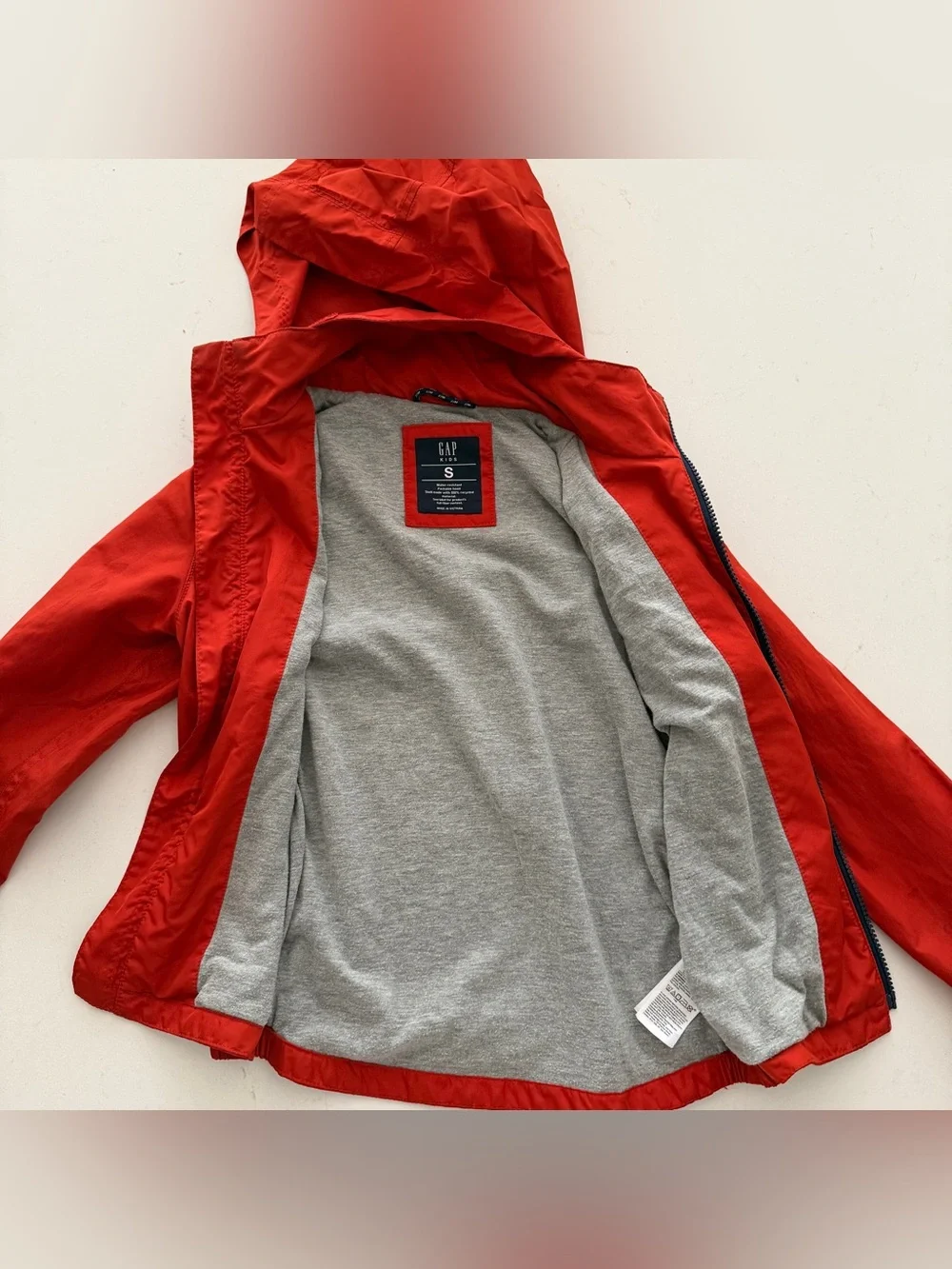GAP Kids Red Windbreaker Jacket with Lining Size Small (6/7)